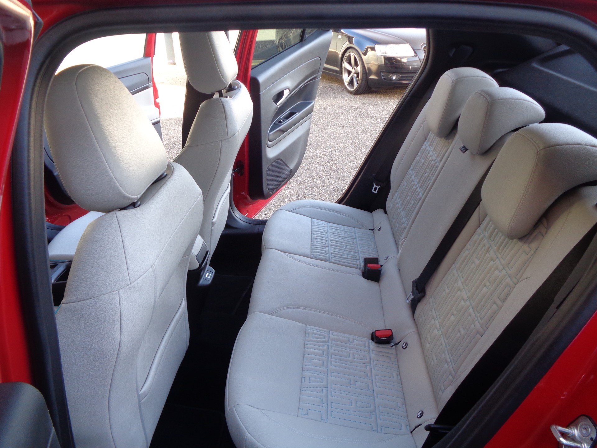 FIAT 600h MildHybrid La Prima-image-14