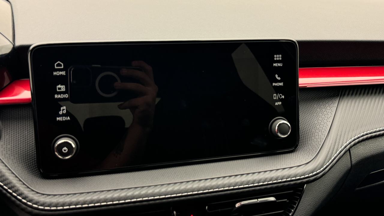 SKODA Fabia 1.0 TSI Monte Carlo DSG-image-8