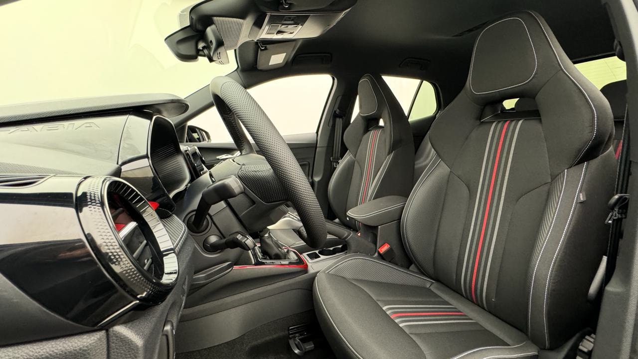 SKODA Fabia 1.0 TSI Monte Carlo DSG-image-5