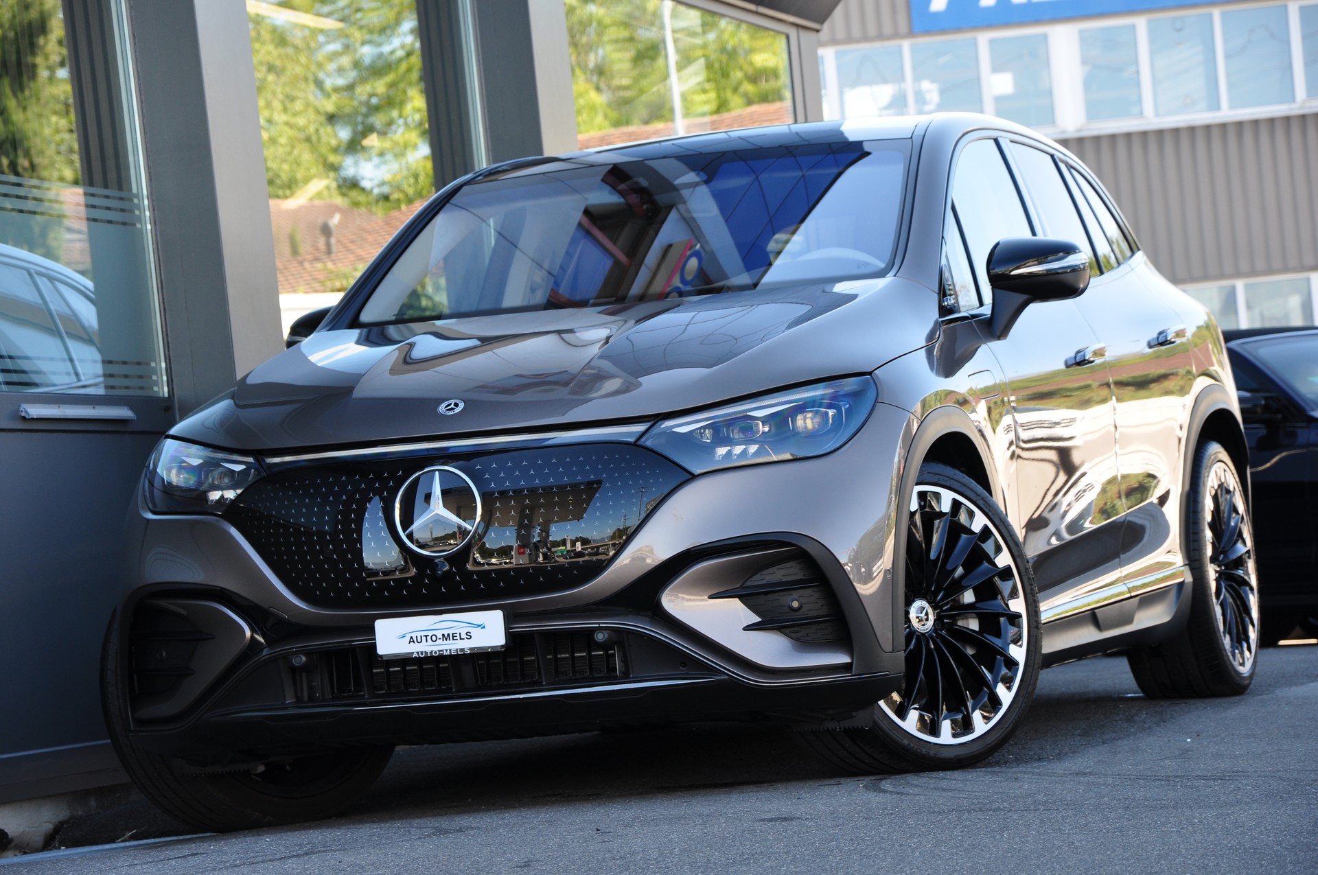 MERCEDES-BENZ EQE SUV 500 4 Matic Executive Edition-image-1
