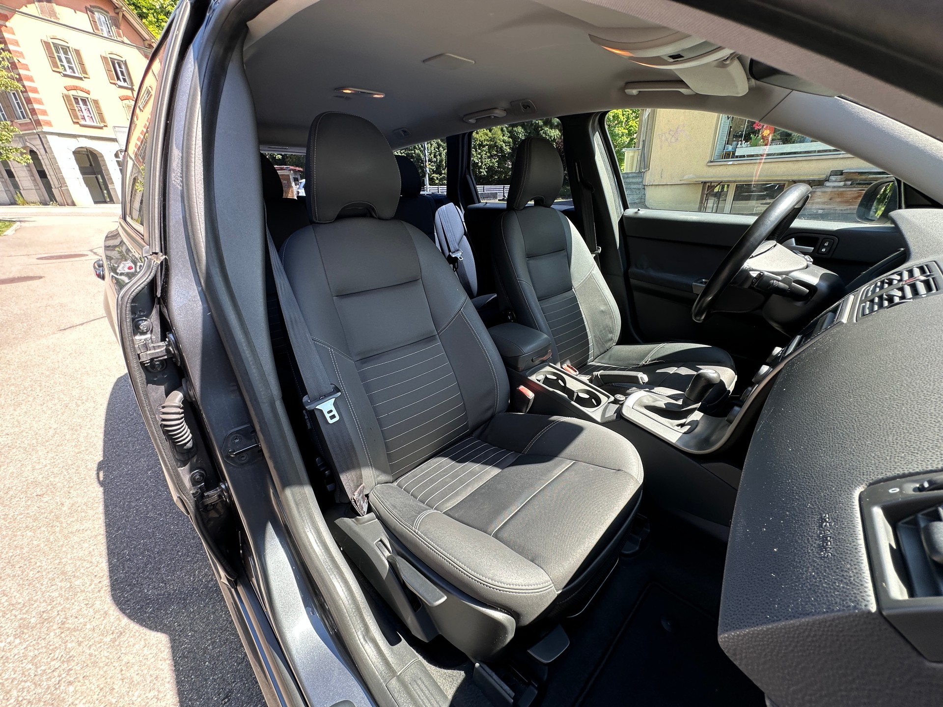 VOLVO V50 T5 Stockholm-image-7