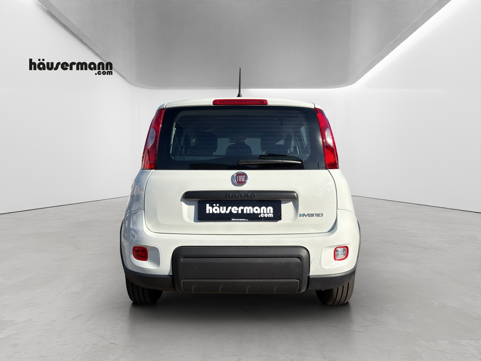 FIAT Panda 1.0 Hybrid Cult-image-3