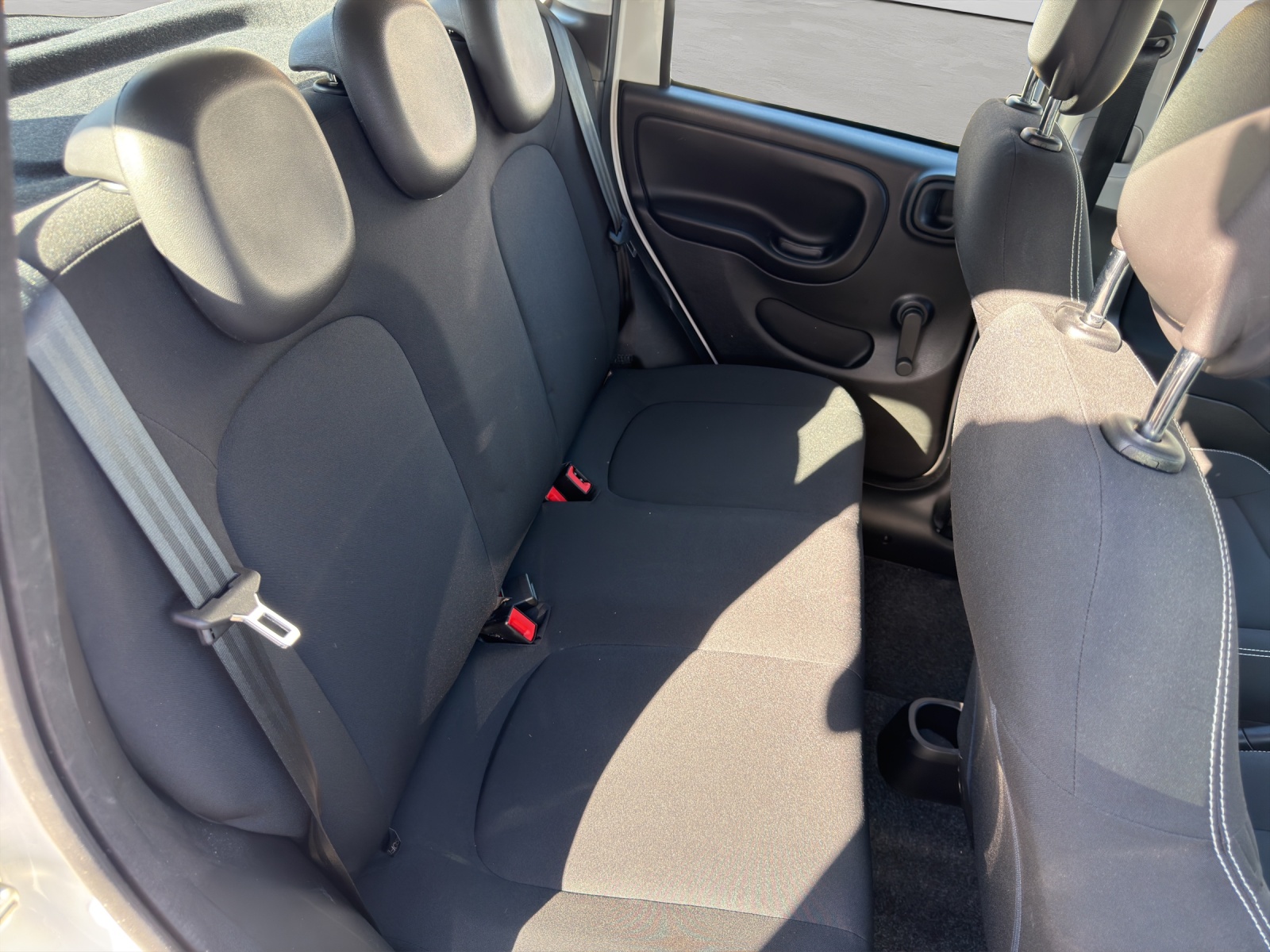 FIAT Panda 1.0 Hybrid Cult-image-11