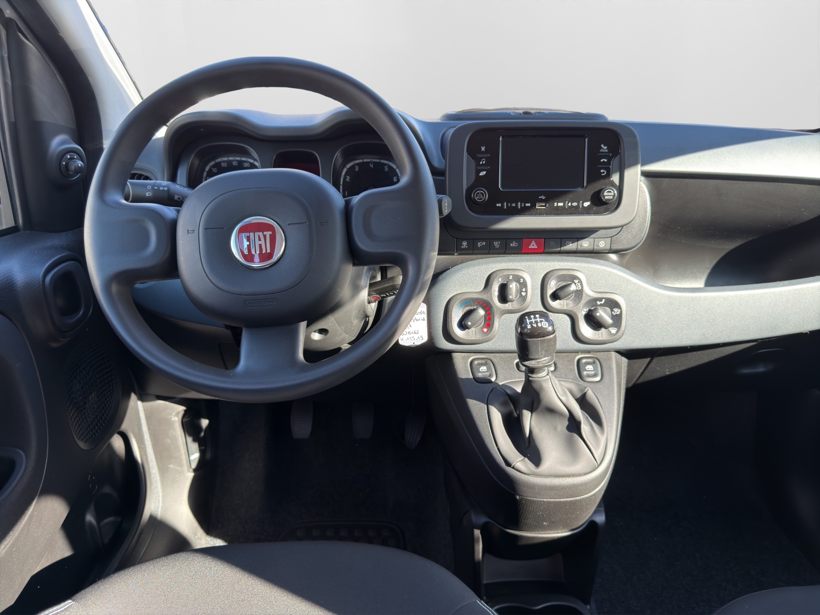 FIAT Panda 1.0 Hybrid Cult-image-8