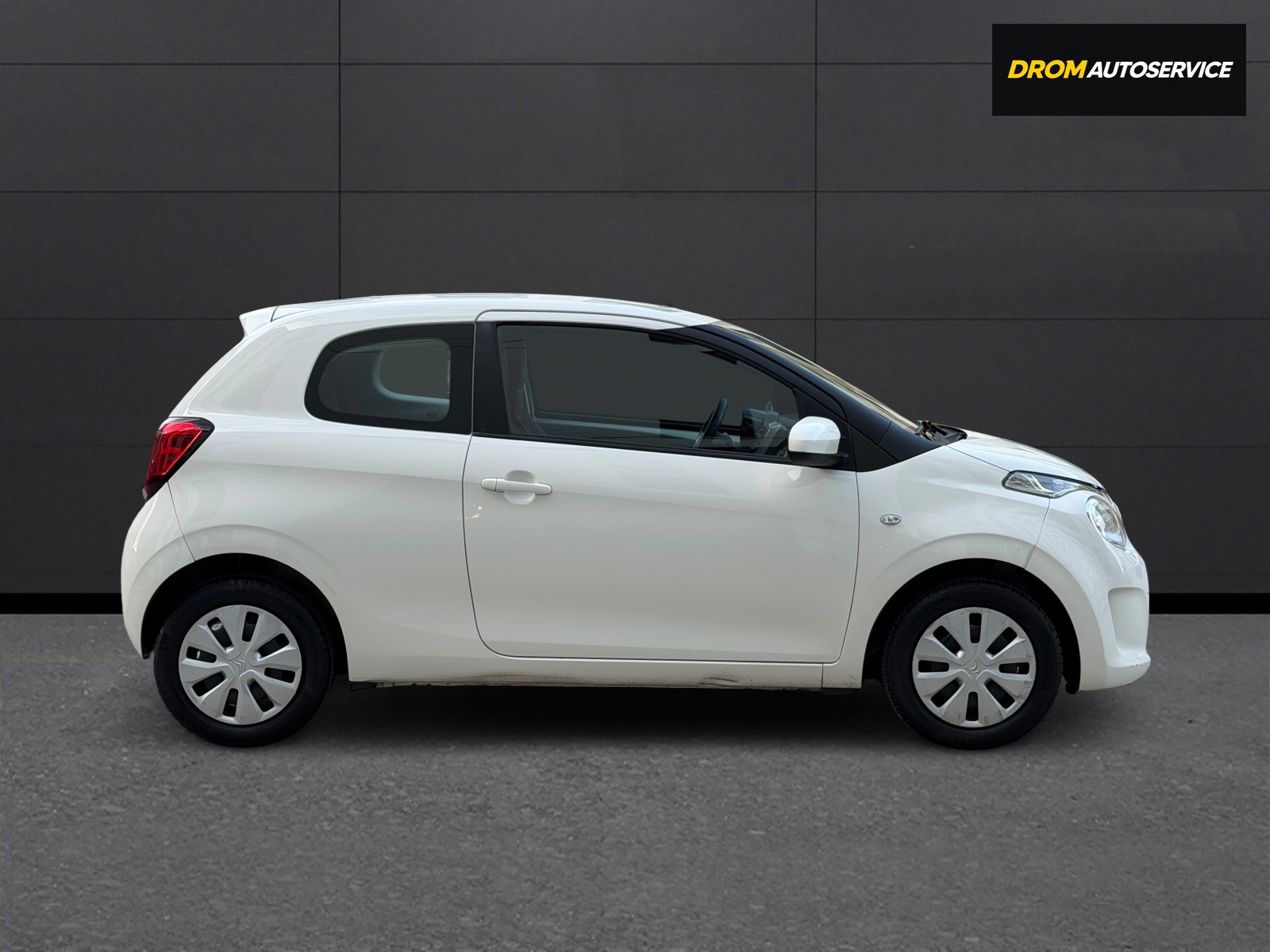 CITROEN C1 1.0 VTi Feel-image-8