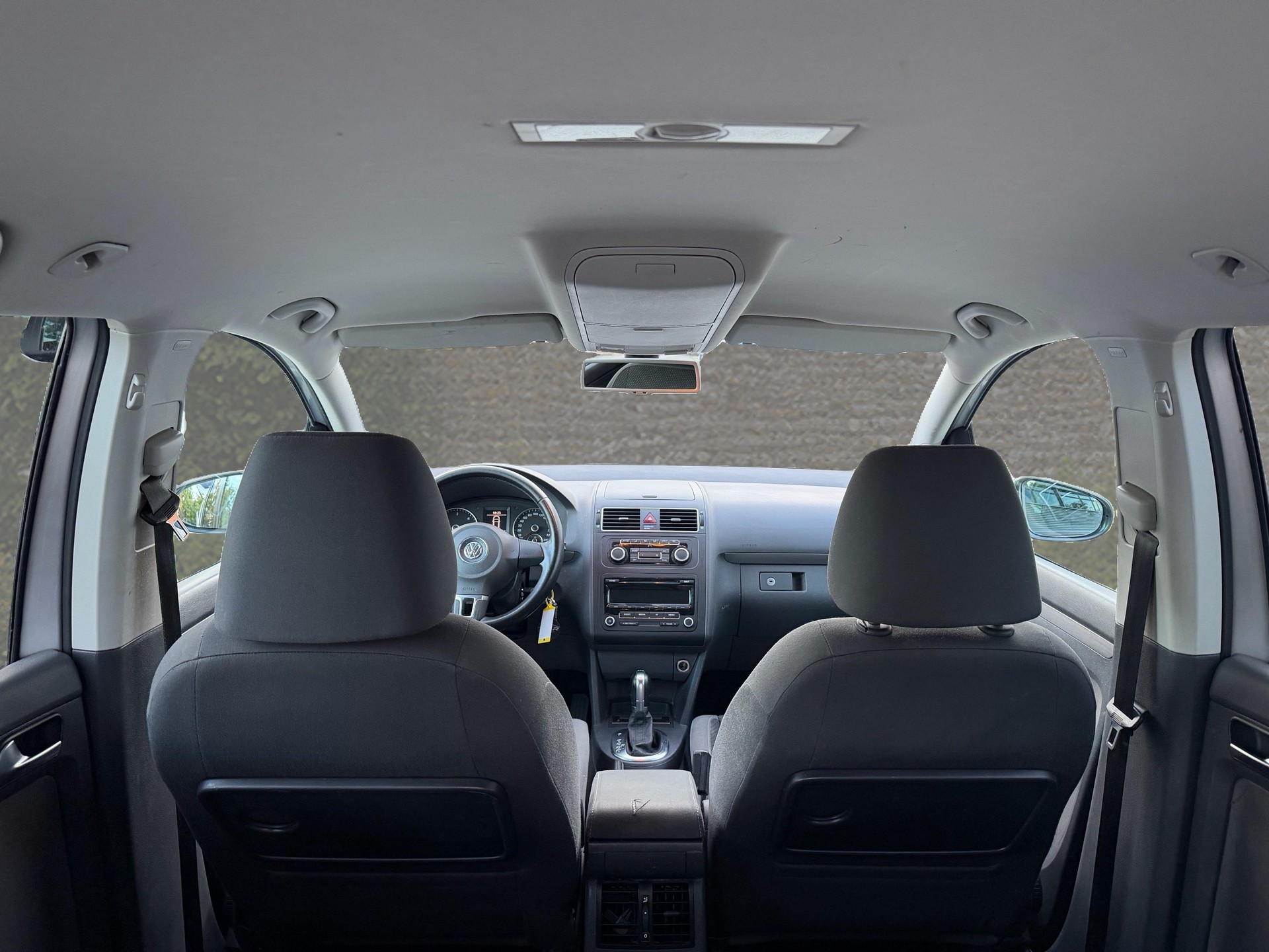 VW Touran 1.6 TDI Comfortline DSG-image-9