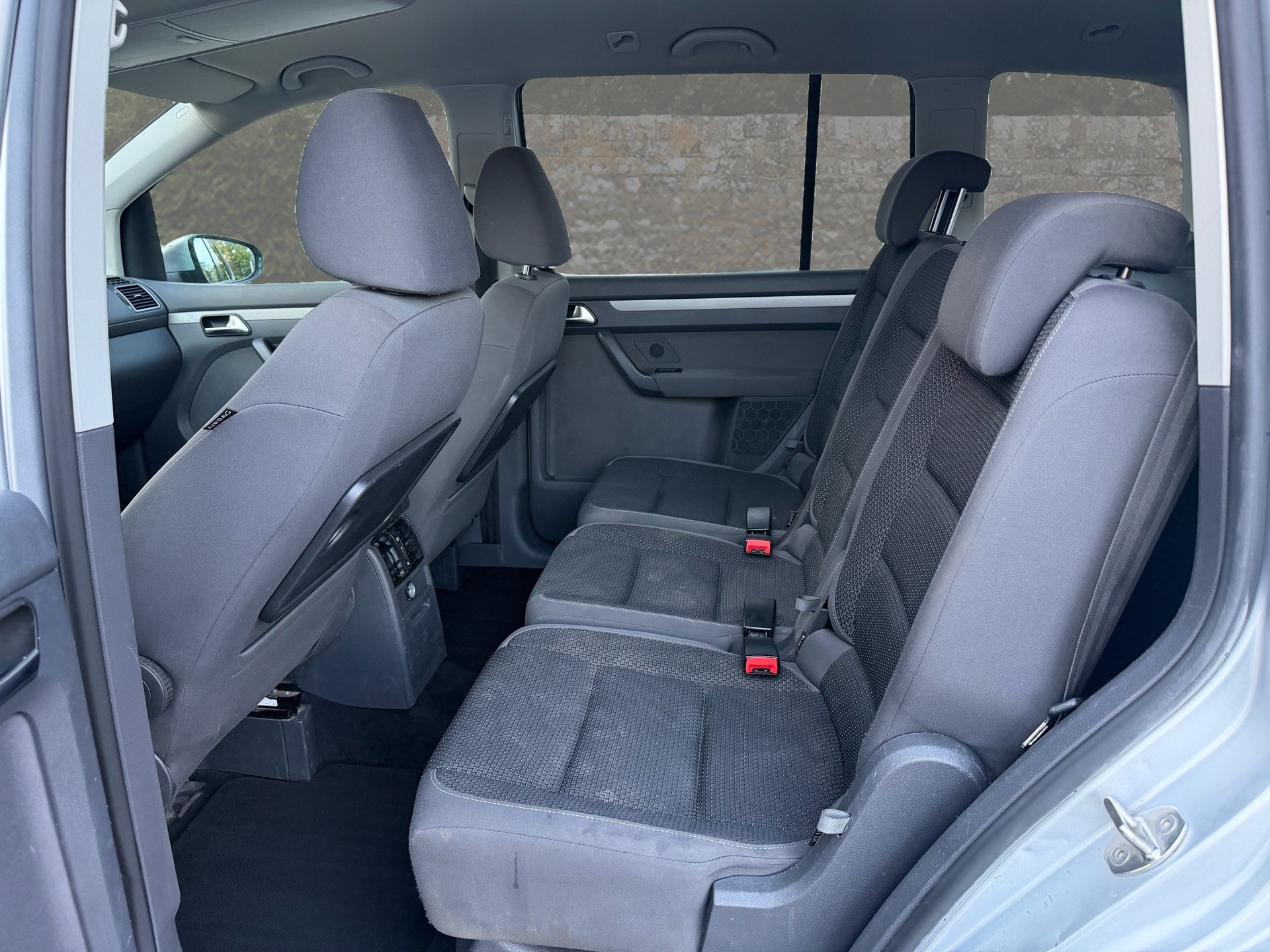 VW Touran 1.6 TDI Comfortline DSG-image-13