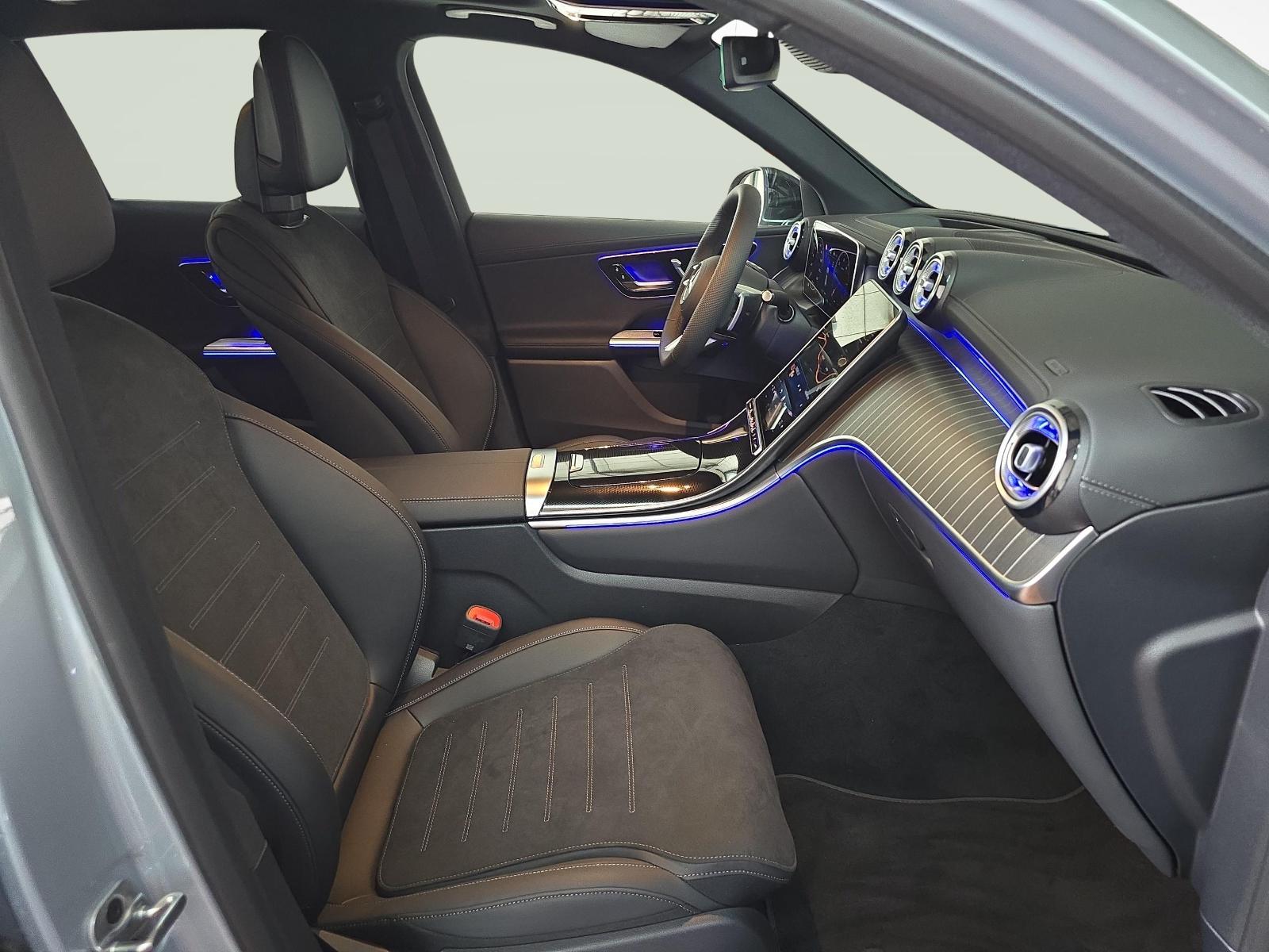 MERCEDES-BENZ GLC 220 d 4MATIC AMG Line-image-9