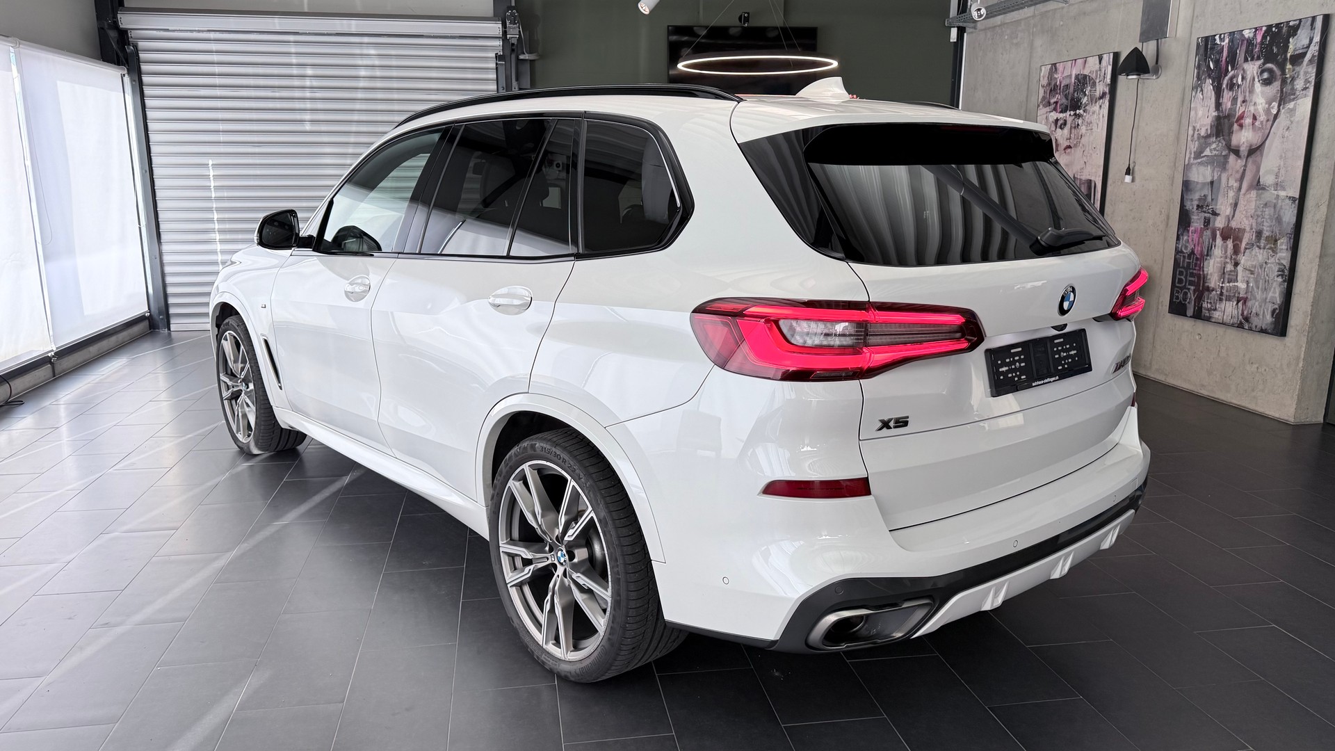 BMW X5 M50d xDrive-image-21