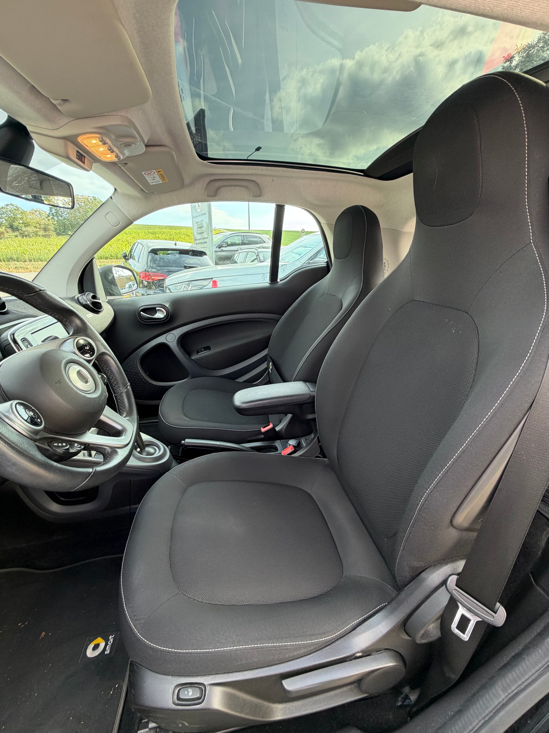 SMART fortwo passion twinmatic-showroom-element-3