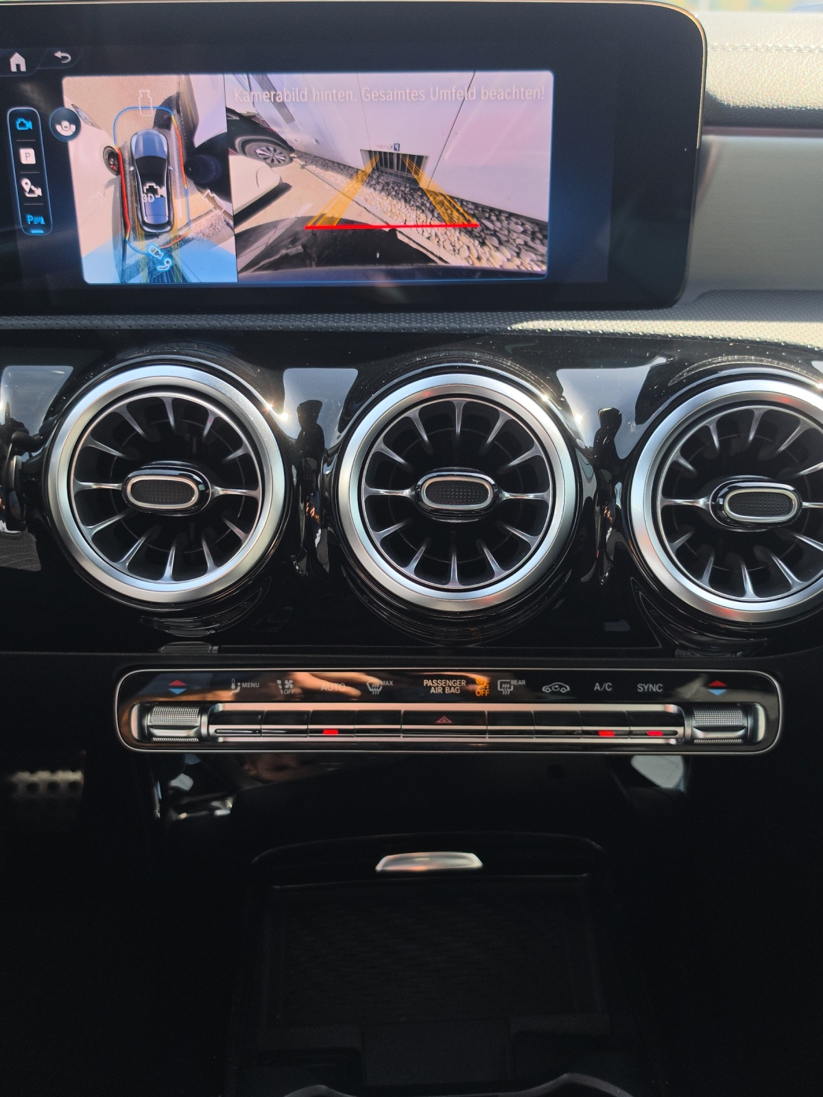 MERCEDES-BENZ CLA Shooting Brake 250 4Matic 8G-DCT-image-12
