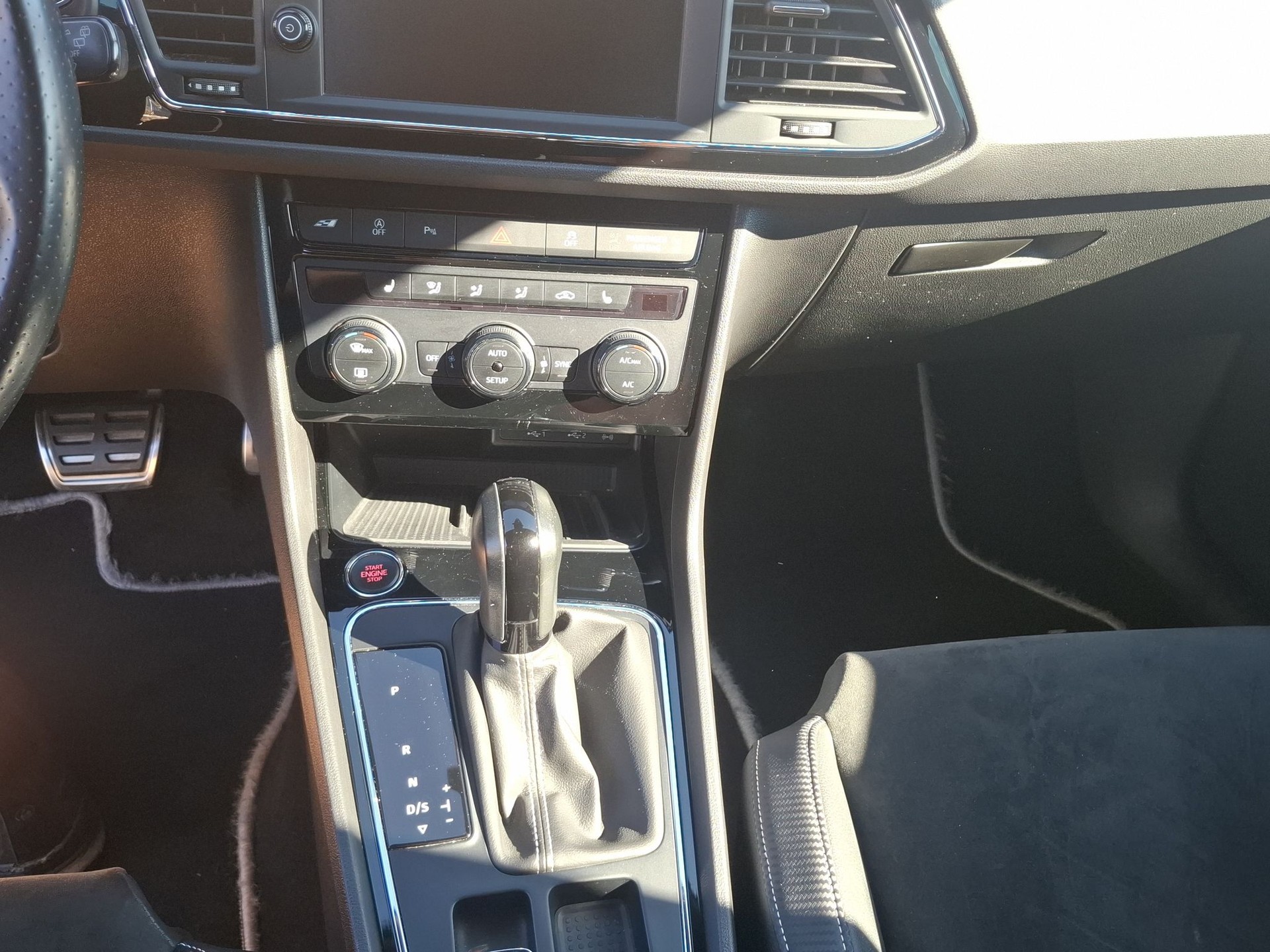 SEAT Leon ST 2.0 TSI Cupra 300 4 Drive DSG-image-11