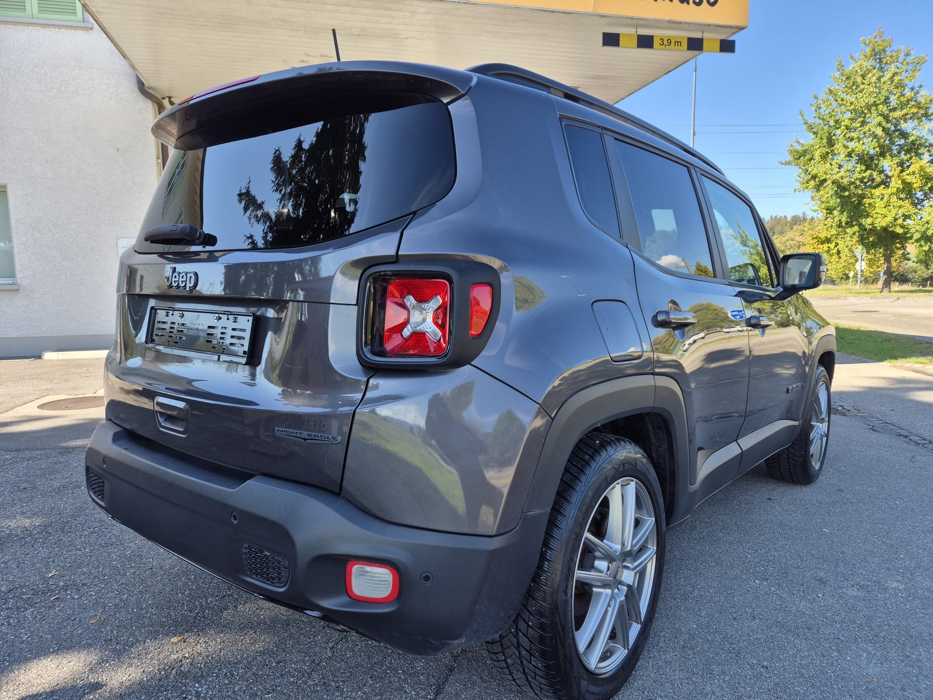 JEEP Renegade 1.4 Turbo Street Edition-image-5