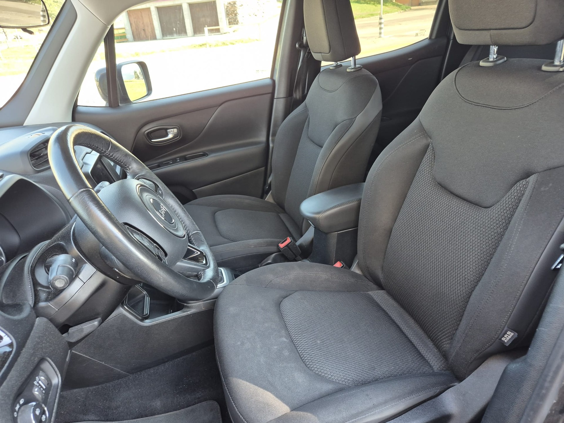 JEEP Renegade 1.4 Turbo Street Edition-image-11