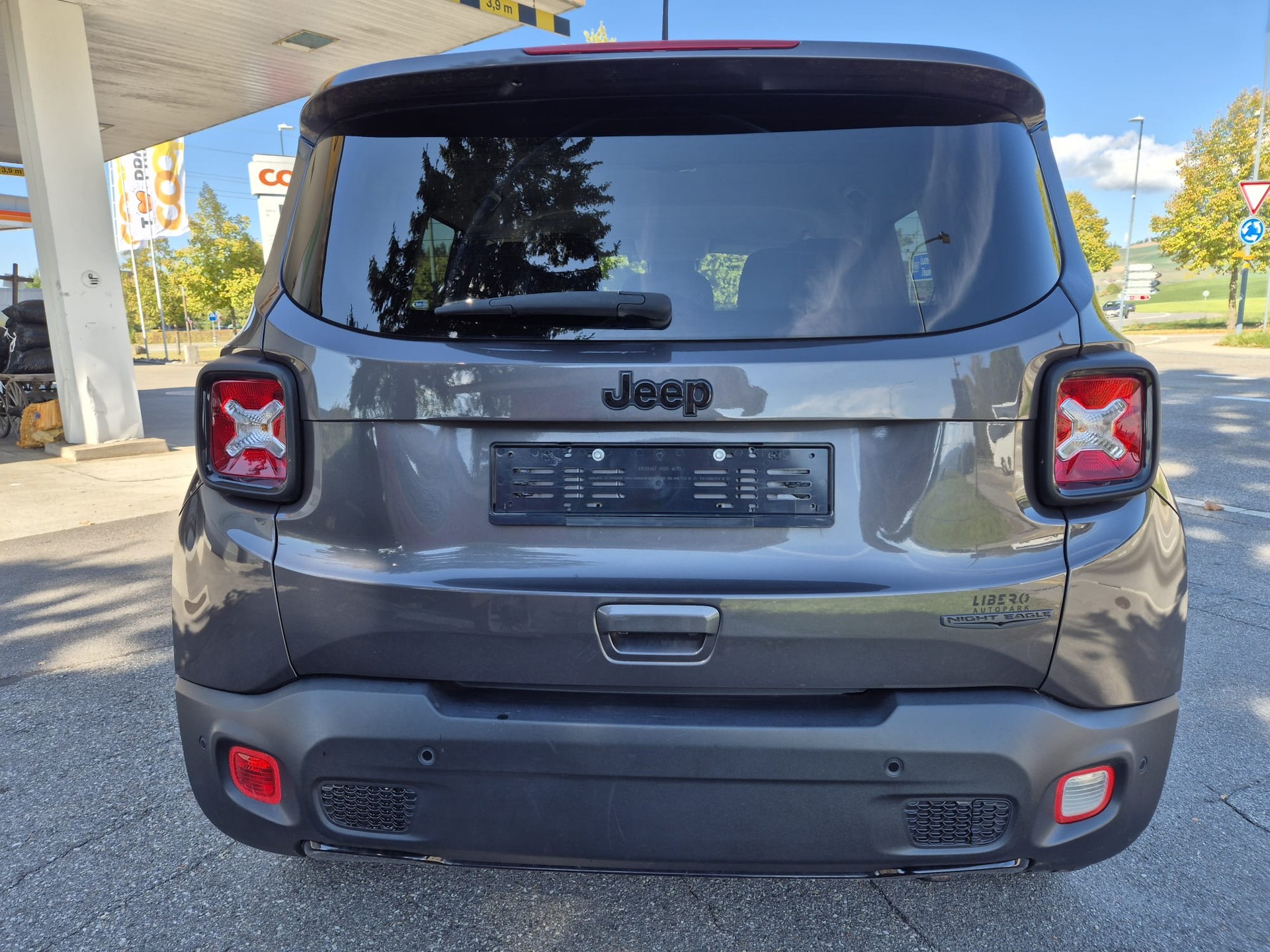 JEEP Renegade 1.4 Turbo Street Edition-image-8