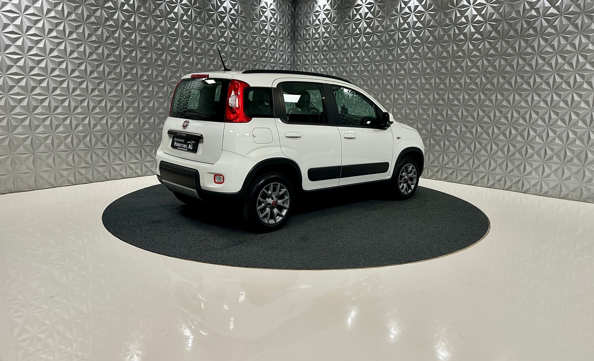 FIAT Panda 0.9 Twinair Turbo Climbing 4x4-image-4