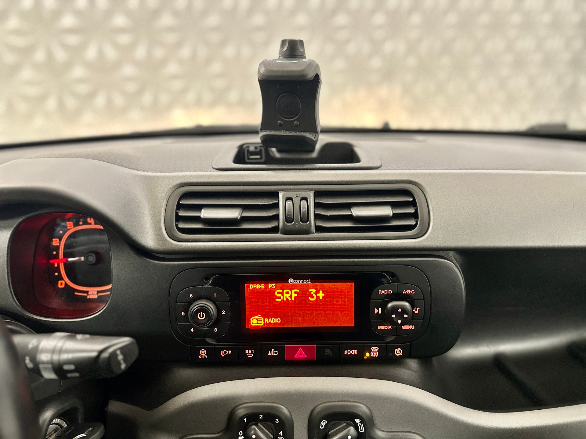 FIAT Panda 0.9 Twinair Turbo Climbing 4x4-image-13