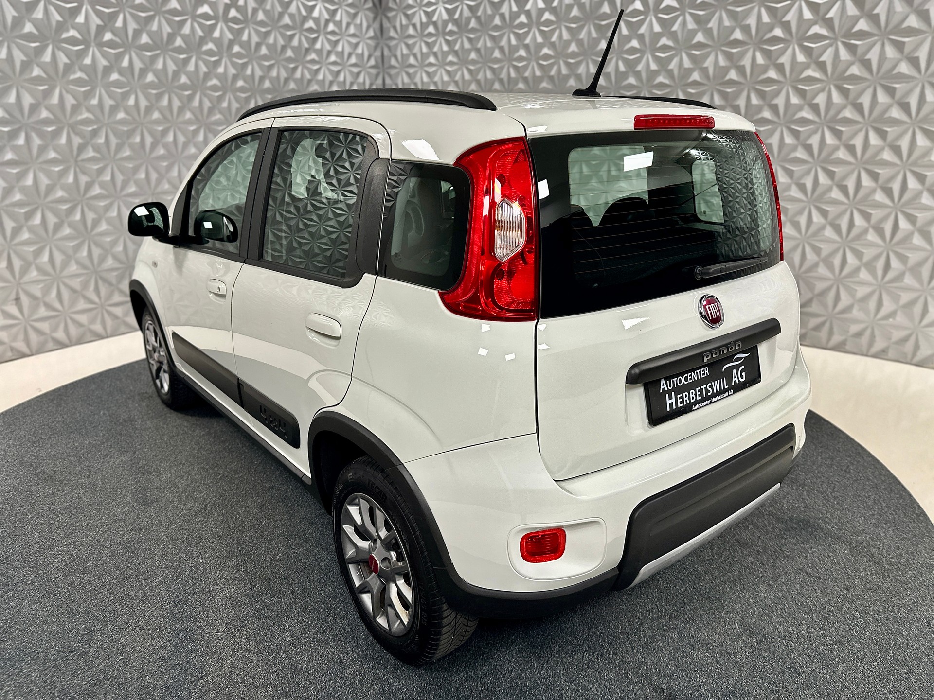 FIAT Panda 0.9 Twinair Turbo Climbing 4x4-image-9