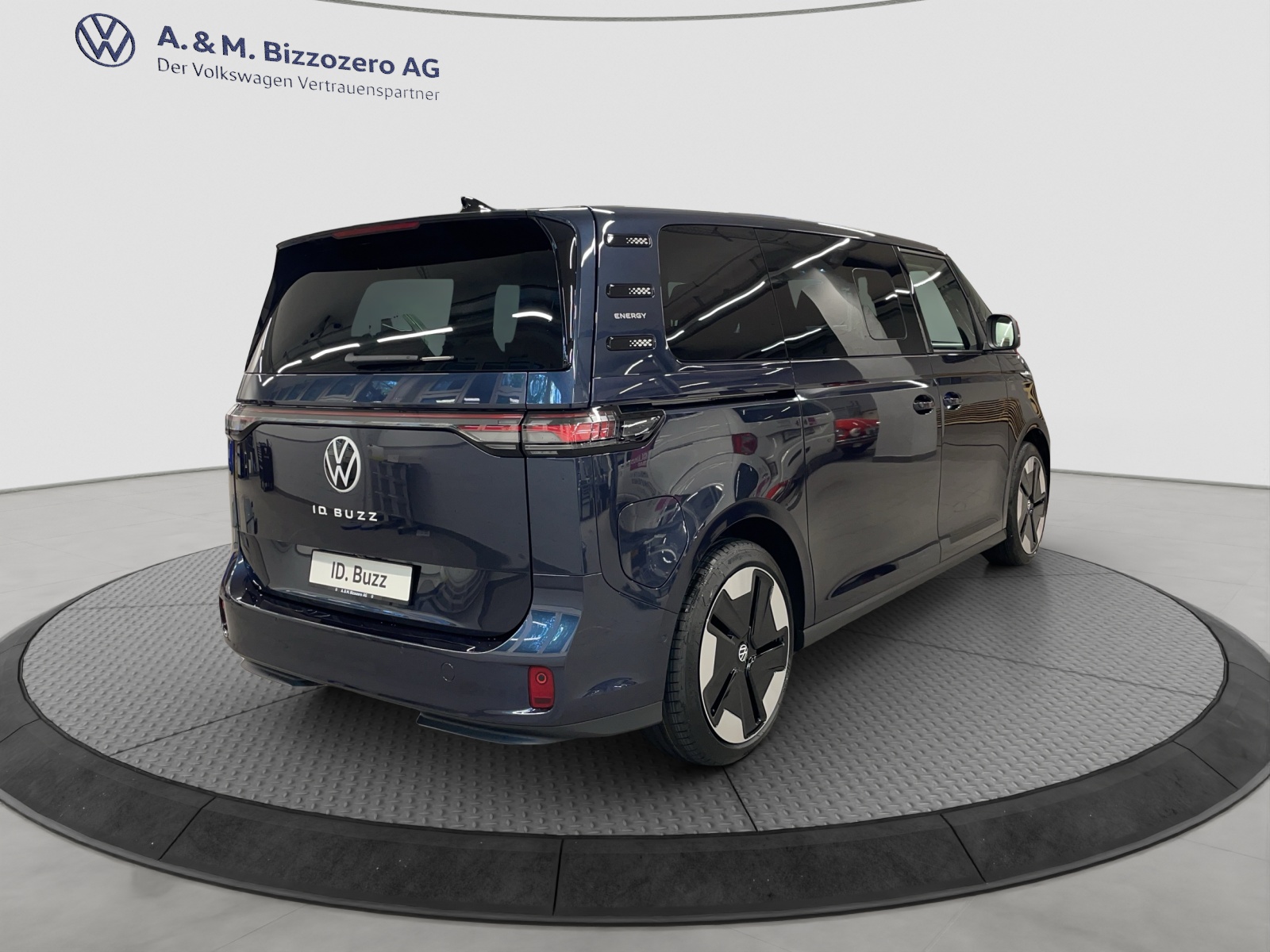 VW ID.Buzz LWB Pro Energy-image-4