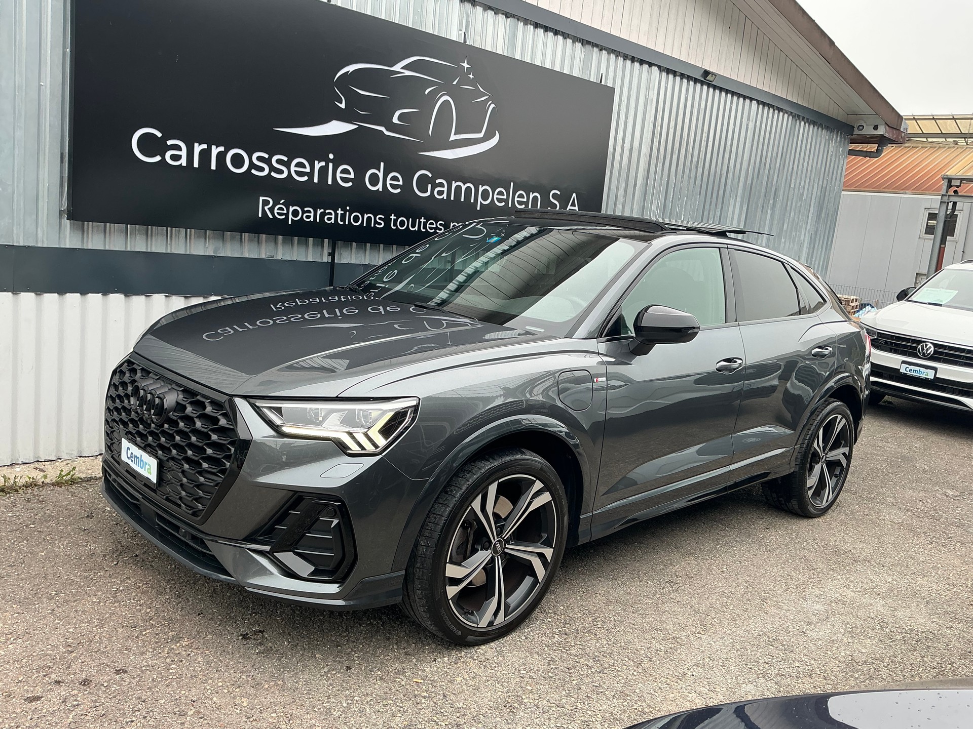 AUDI Q3 Sportback 45 TFSI e S line Attraction S-tronic-image-0