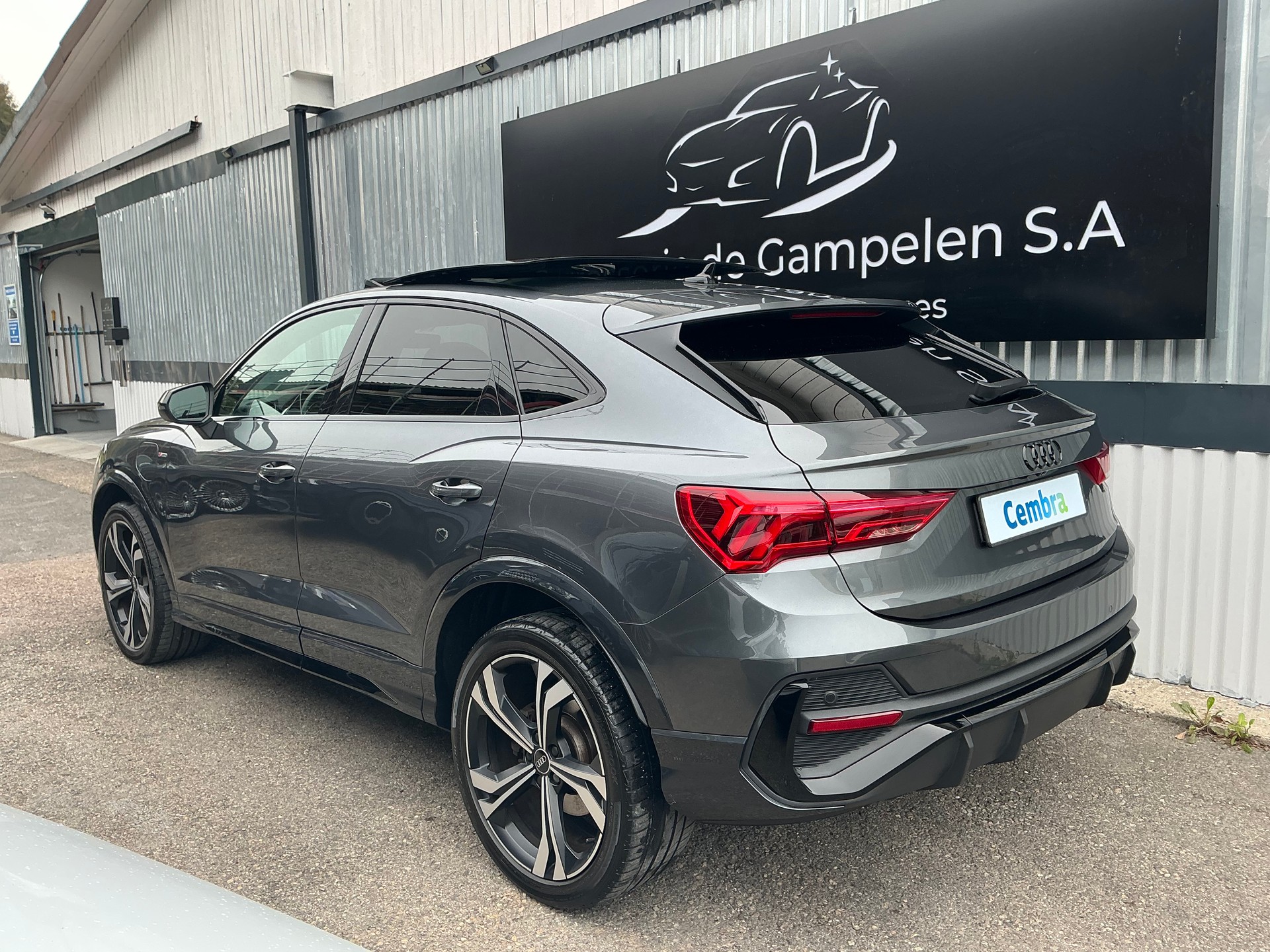 AUDI Q3 Sportback 45 TFSI e S line Attraction S-tronic-image-1