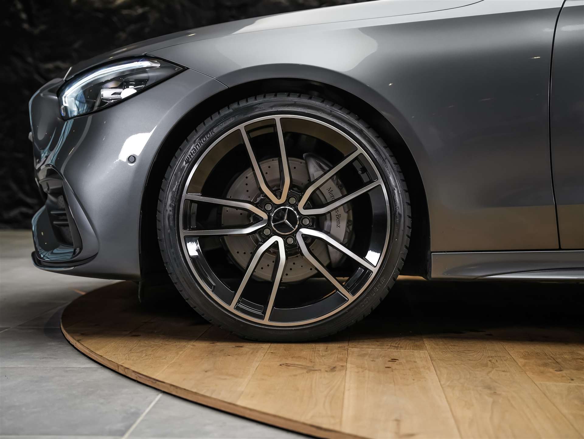 MERCEDES-BENZ C 300 d 4 Matic AMG Line *Werksgarantie*20" Felgen*-image-16