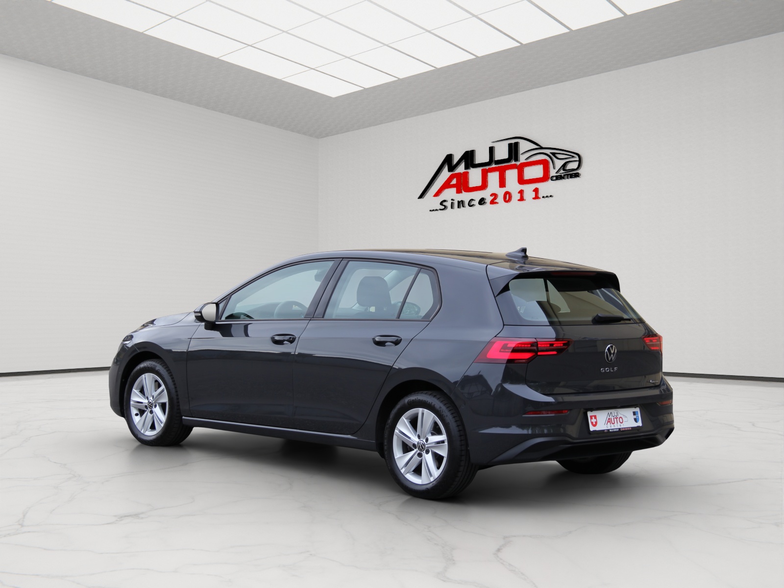 VW Golf 2.0 TDI Life DSG 4Motion-image-2