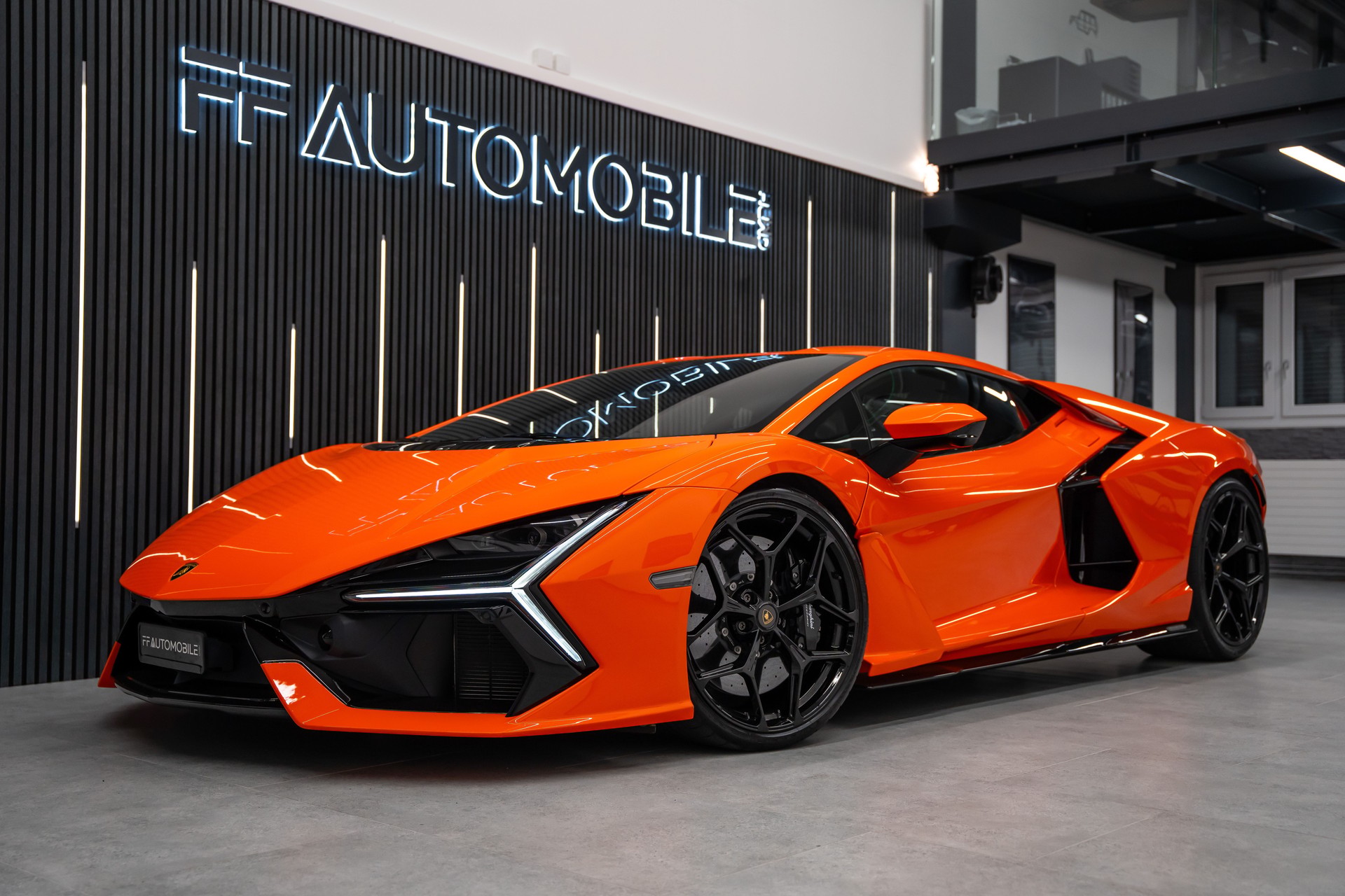 LAMBORGHINI Revuelto HPEV / PPF / UNIKAT-image-31