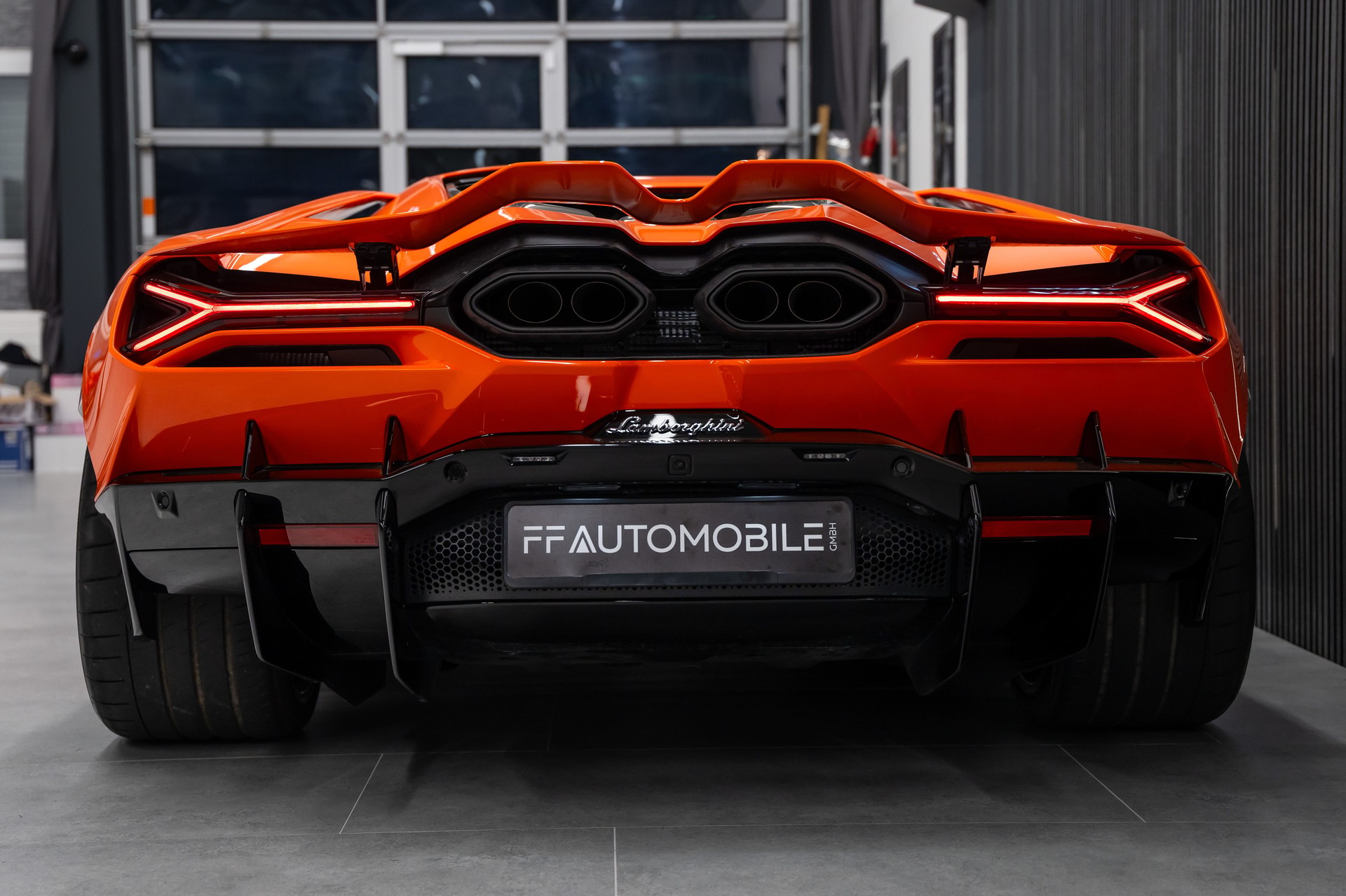LAMBORGHINI Revuelto HPEV / PPF / UNIKAT-image-10
