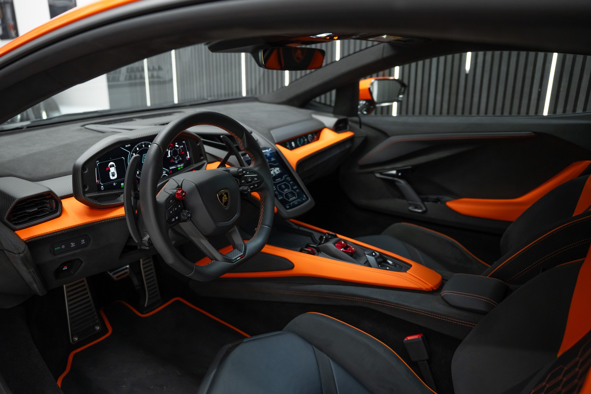 LAMBORGHINI Revuelto HPEV / PPF / UNIKAT-image-12