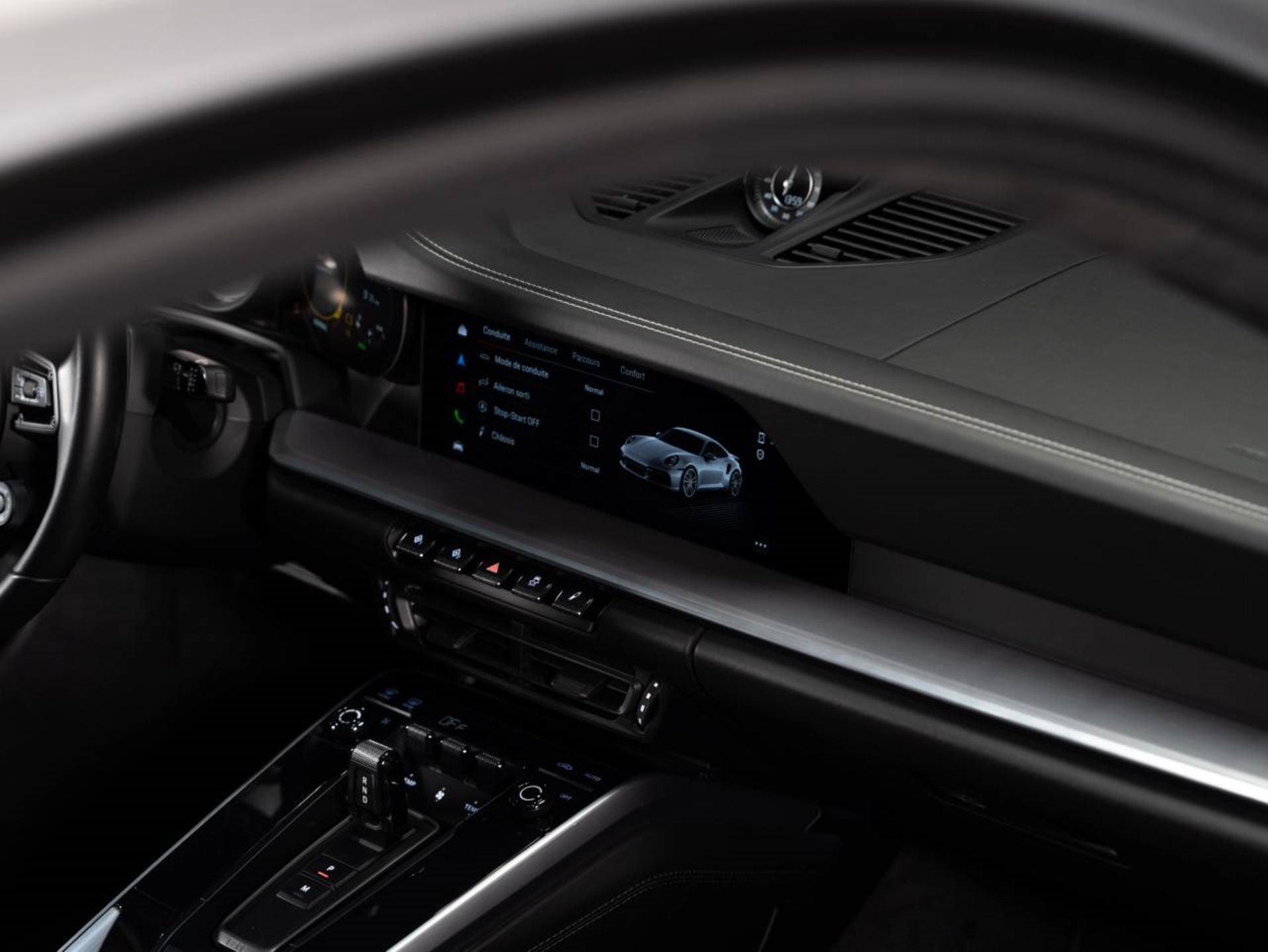 PORSCHE 911 Turbo-image-16