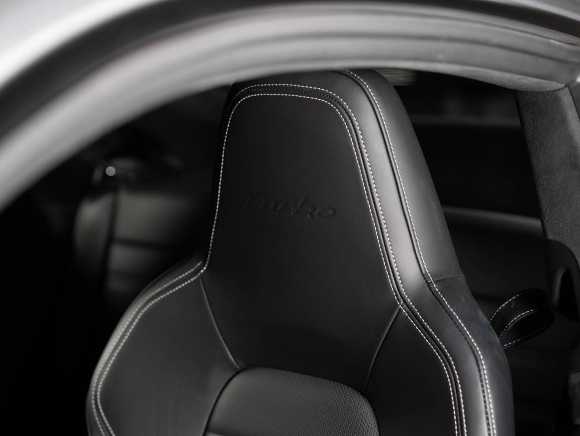 PORSCHE 911 Turbo-image-19