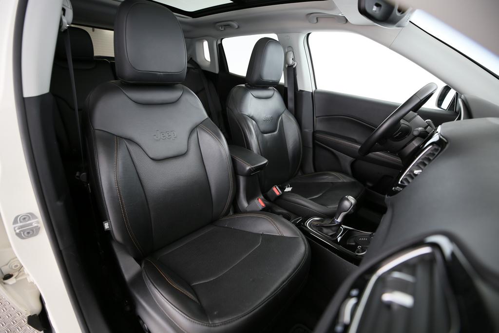 JEEP Compass 2.0 CRD Limited AWD-image-16