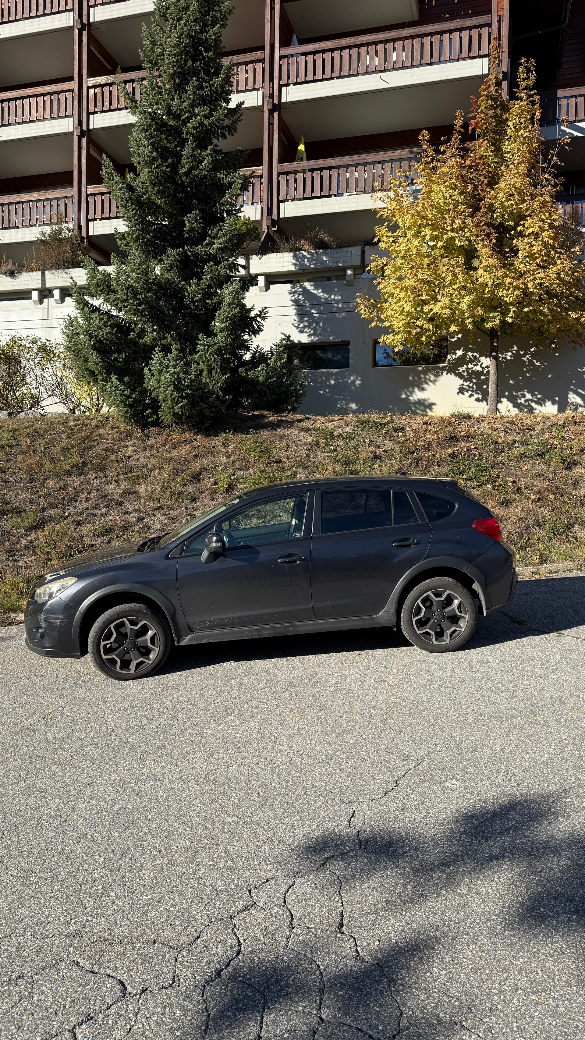 SUBARU 2.0i Swiss Two-image-0