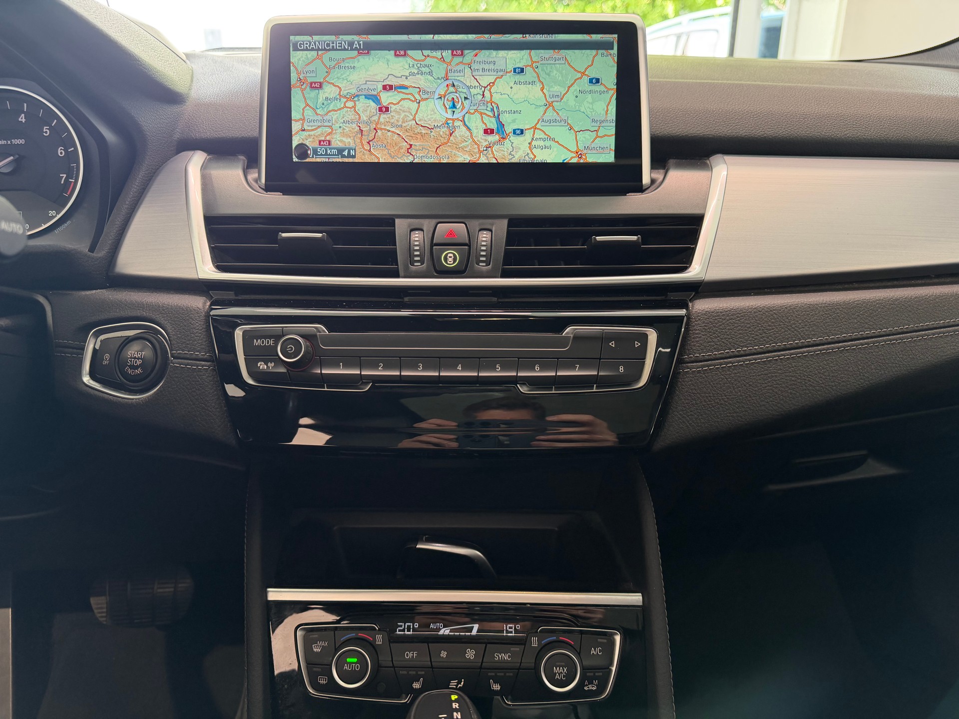 BMW 218i Gran Tourer M Sport Steptronic-image-10