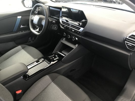 CITROEN C4 Electric Swiss Ed.-image-9