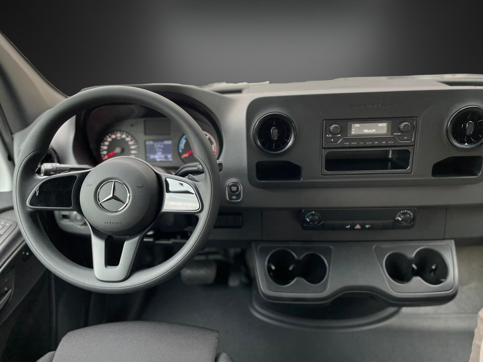 MERCEDES-BENZ eSprinter 312 47kWh Standard-image-6