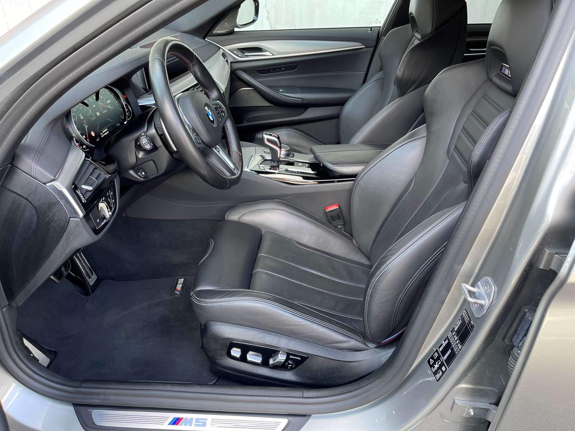 BMW M5 xDrive Competition Drivelogic-image-8