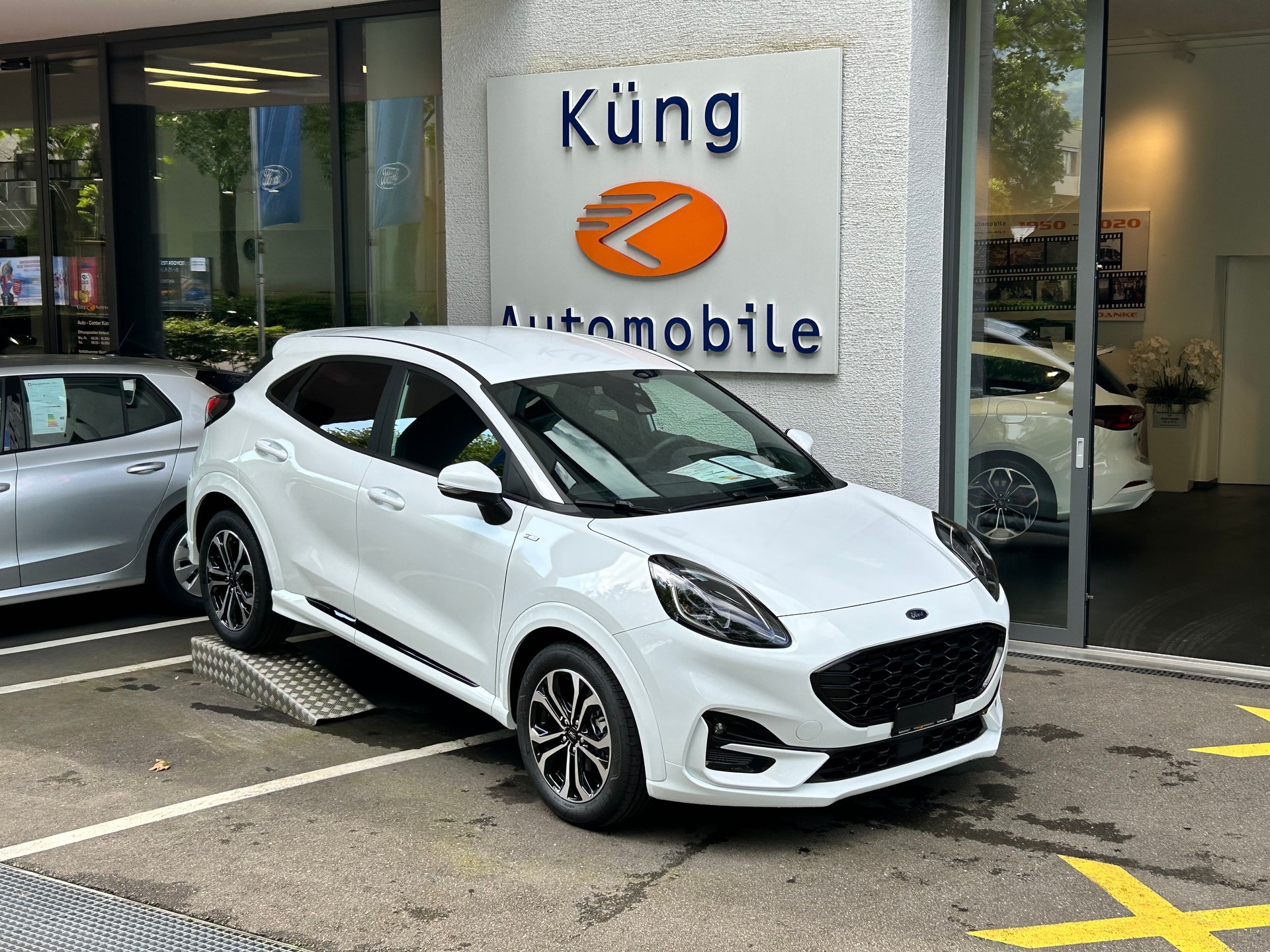 FORD Puma 1.0 MHEV ST-Line Automat-image-0