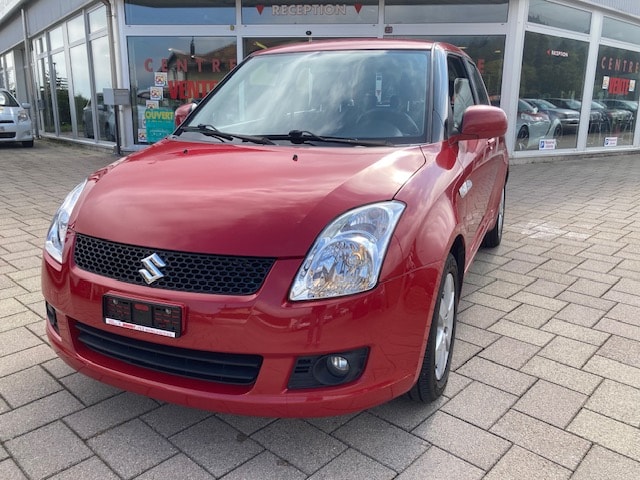 SUZUKI Swift 1.3i 16V GL Top 4x4-image-1