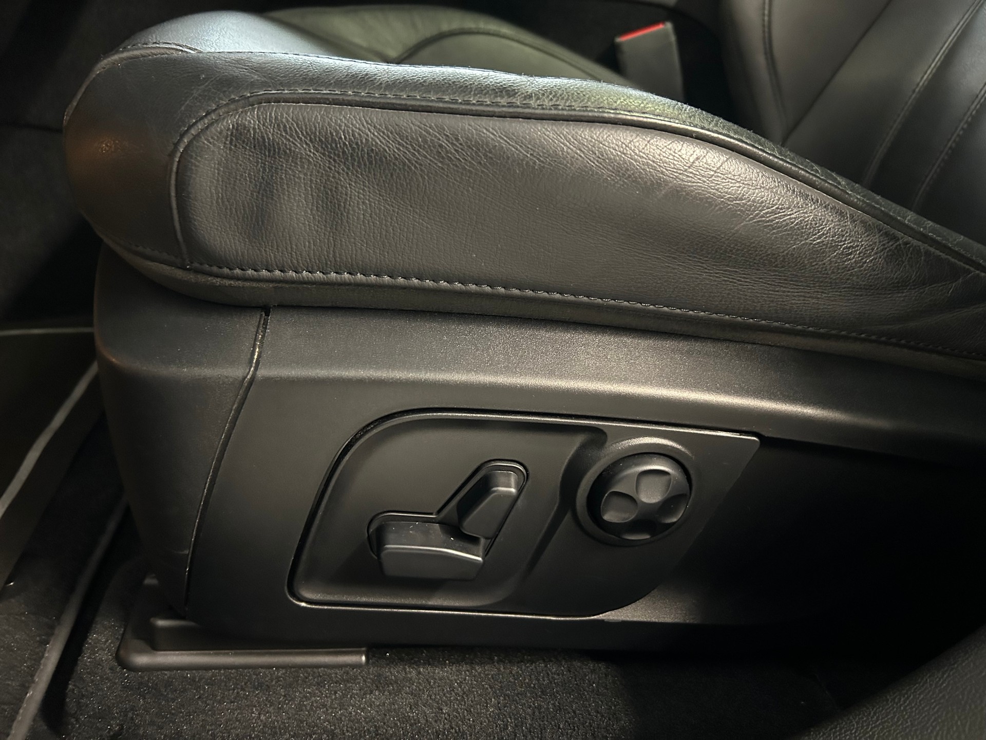 MASERATI Levante D 3.0 V6 Automatica-image-14