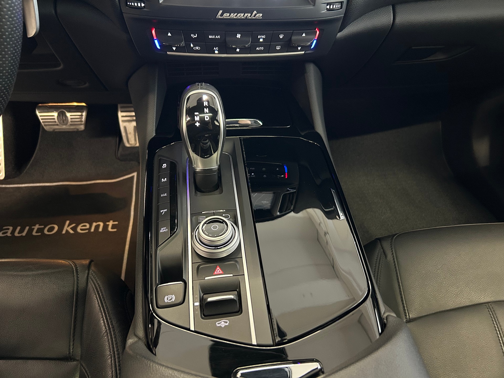 MASERATI Levante D 3.0 V6 Automatica-image-13