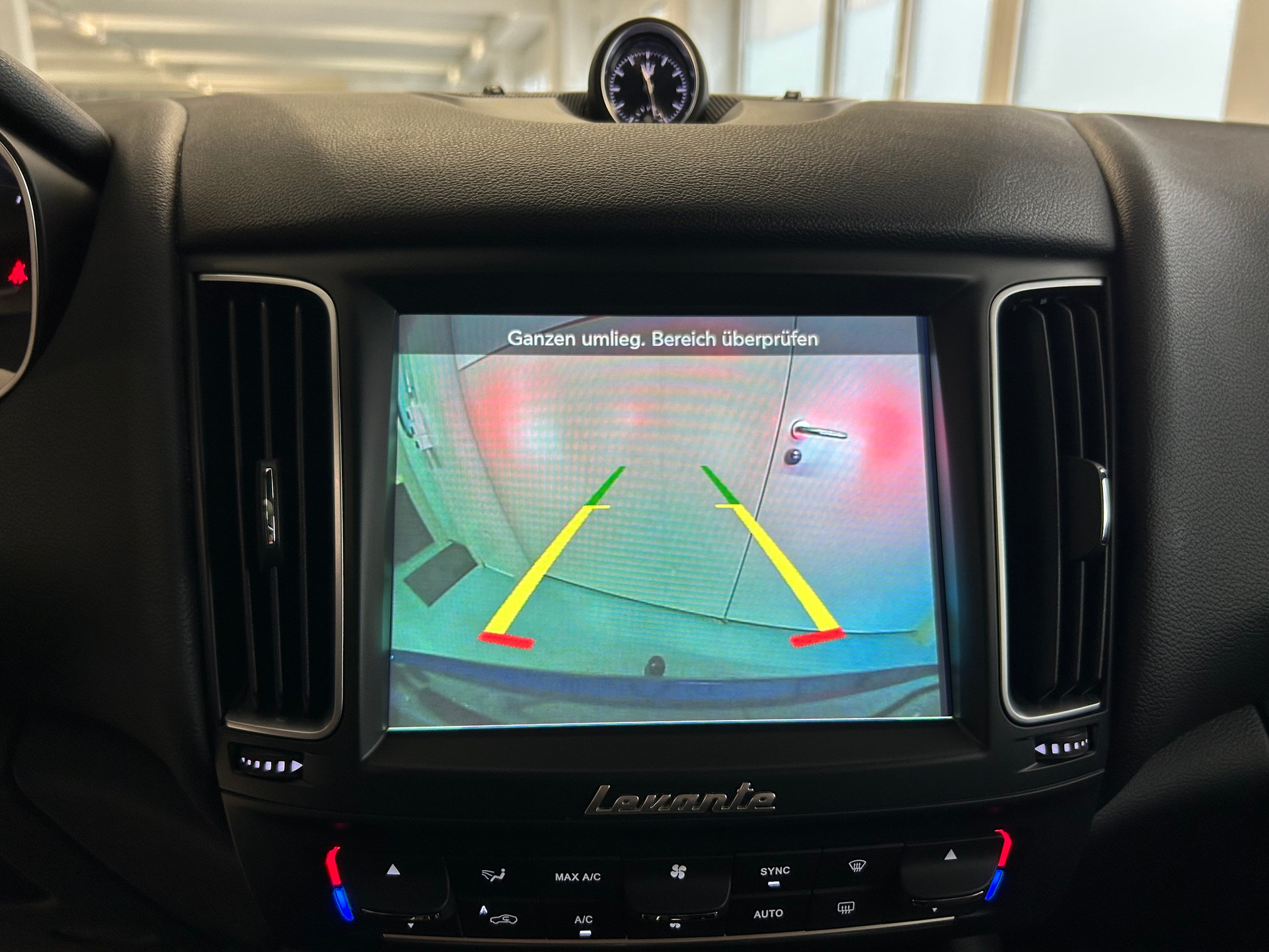 MASERATI Levante D 3.0 V6 Automatica-image-12