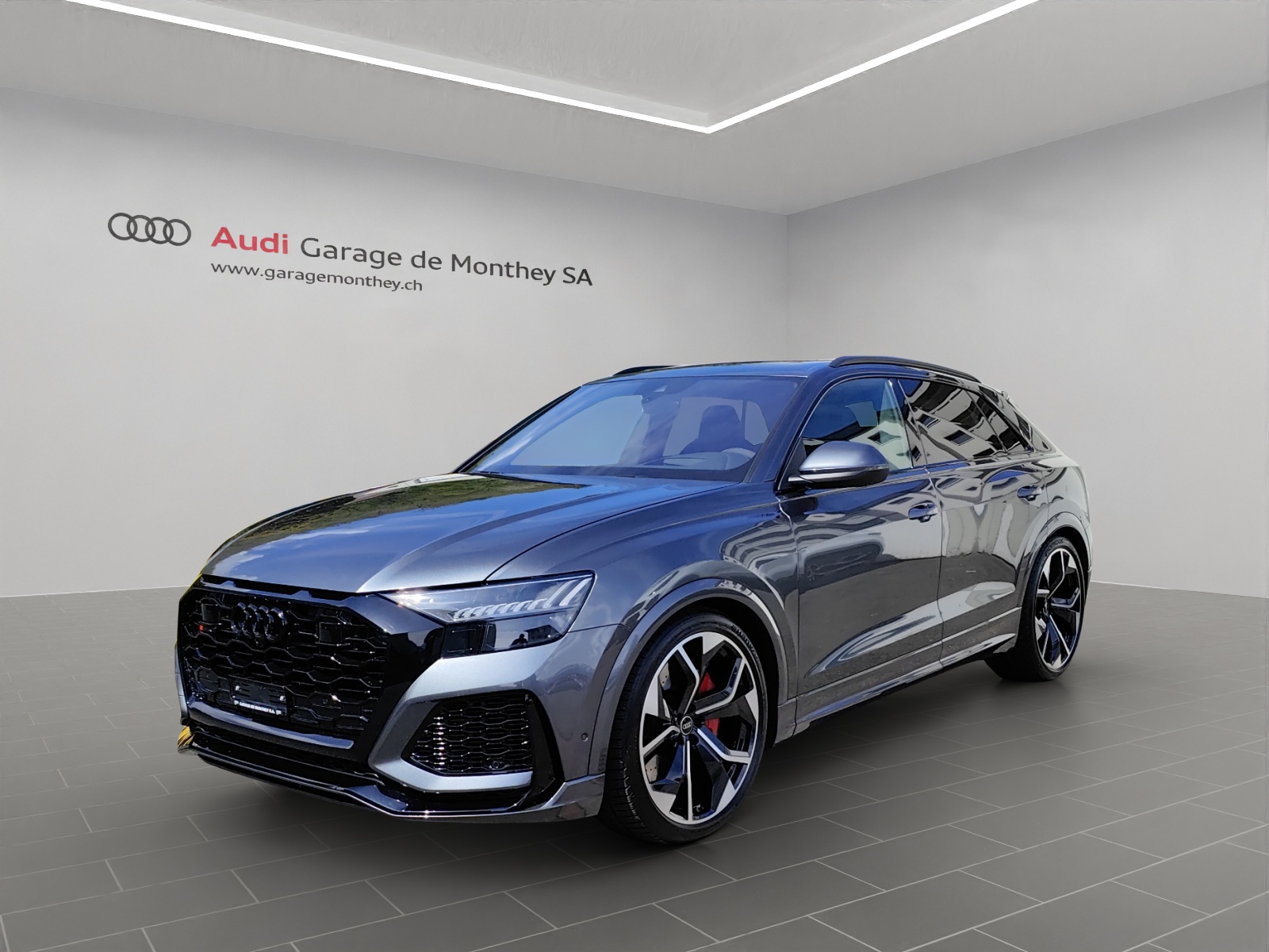 AUDI RSQ8 quattro tiptronic-image-0