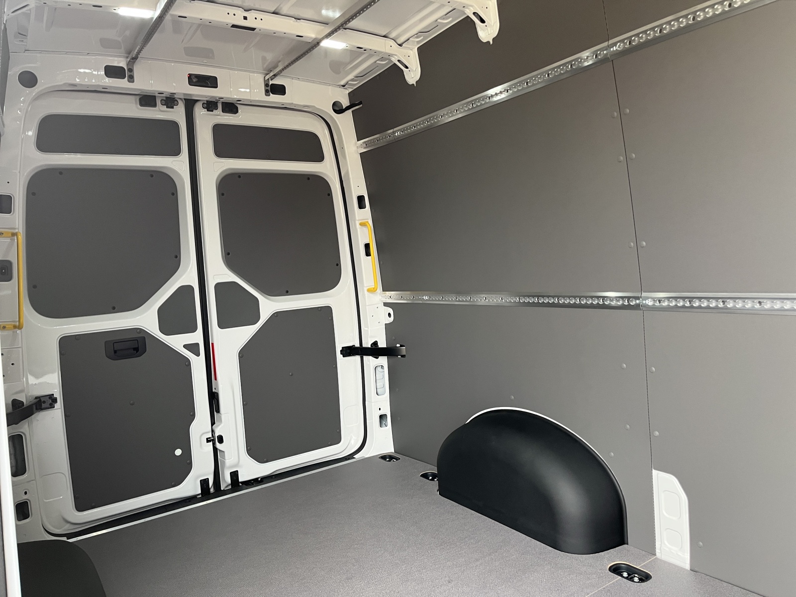 VW Crafter 35 2.0 TDI Entry L3-image-13