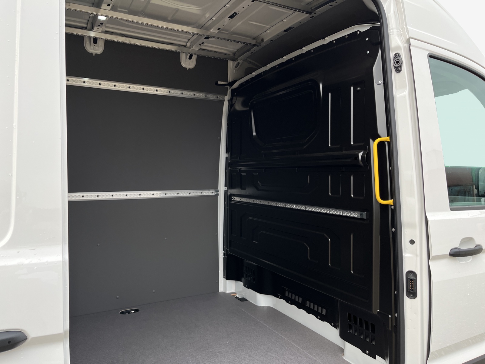 VW Crafter 35 2.0 TDI Entry L3-image-14