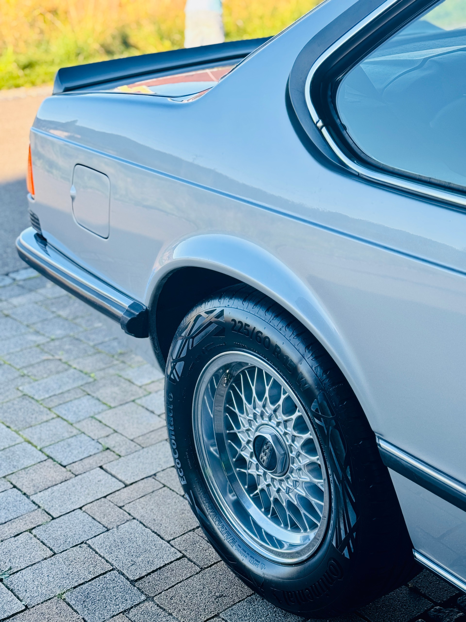 BMW 635csi-image-5