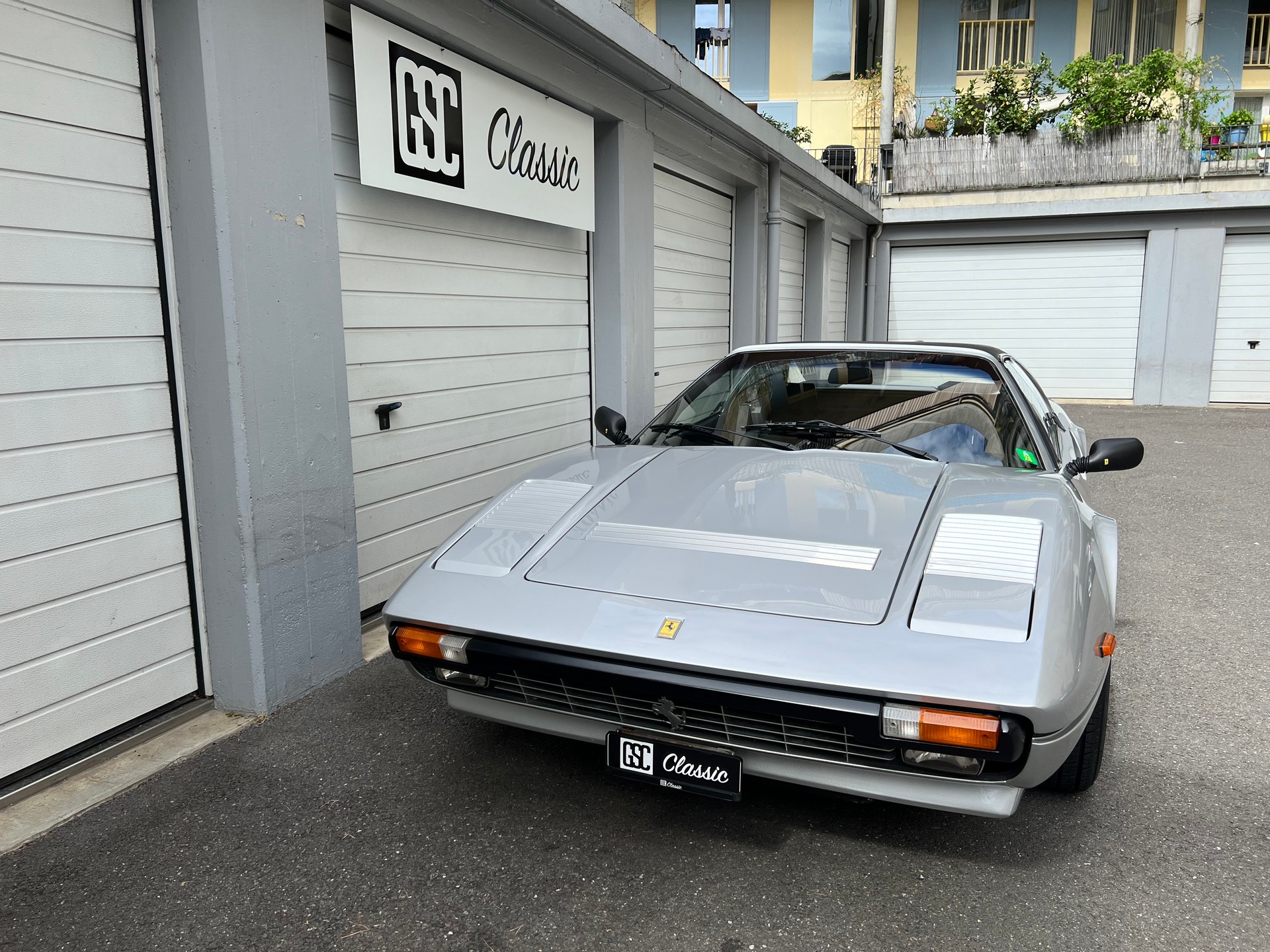 FERRARI 308 GTS 4V-image-10