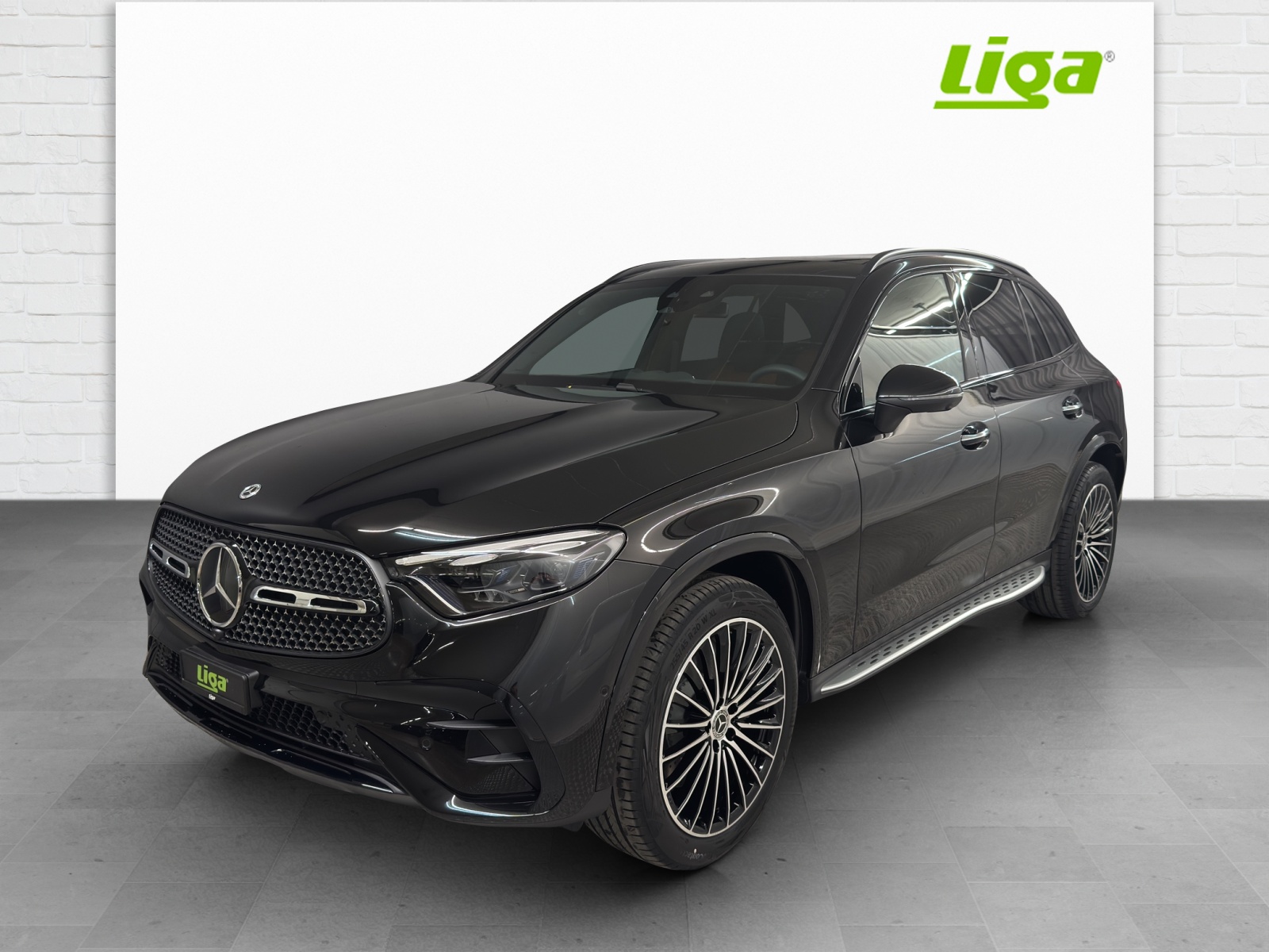 MERCEDES-BENZ GLC 200 AMG Line 4Matic-image-1