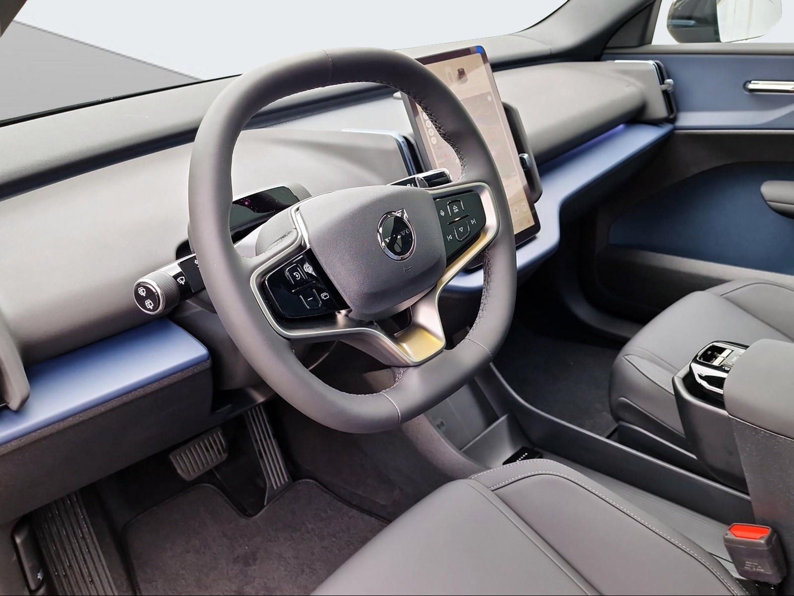 VOLVO EX30 E60 Twin Ultra Performance AWD-image-9